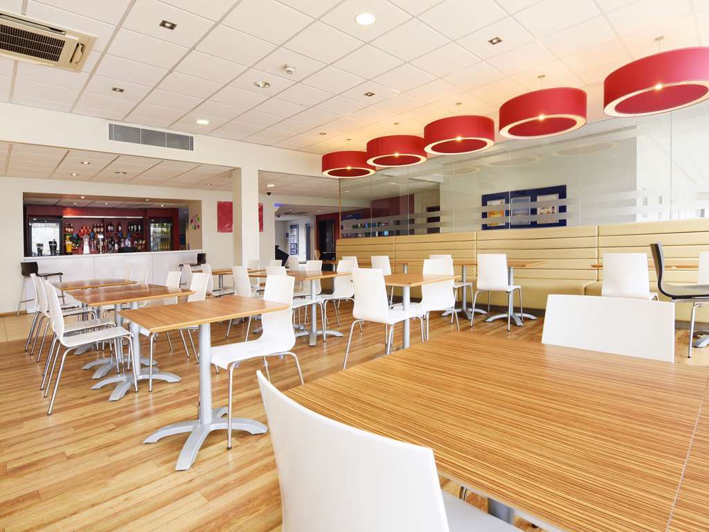 Travelodge Excel London Restaurant foto